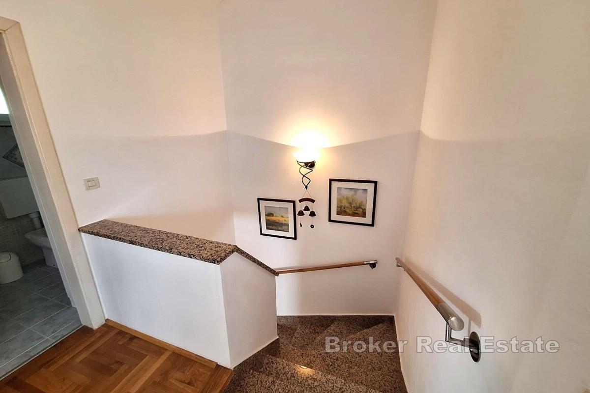 Дом на две семьи с видом на море