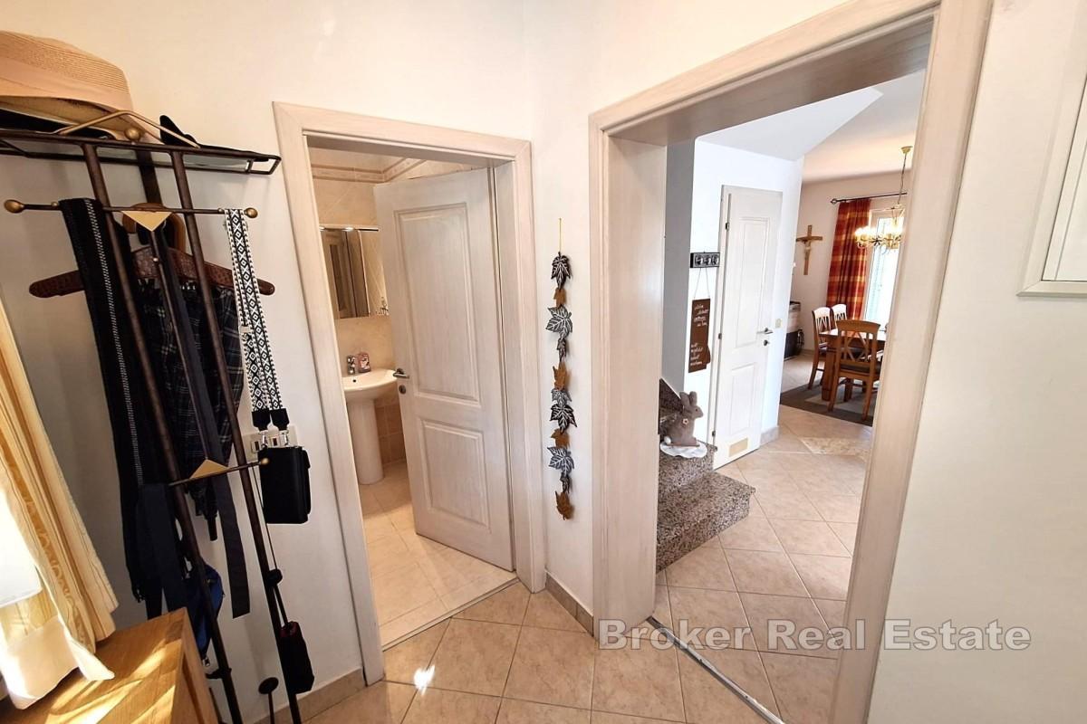 Дом на две семьи с видом на море