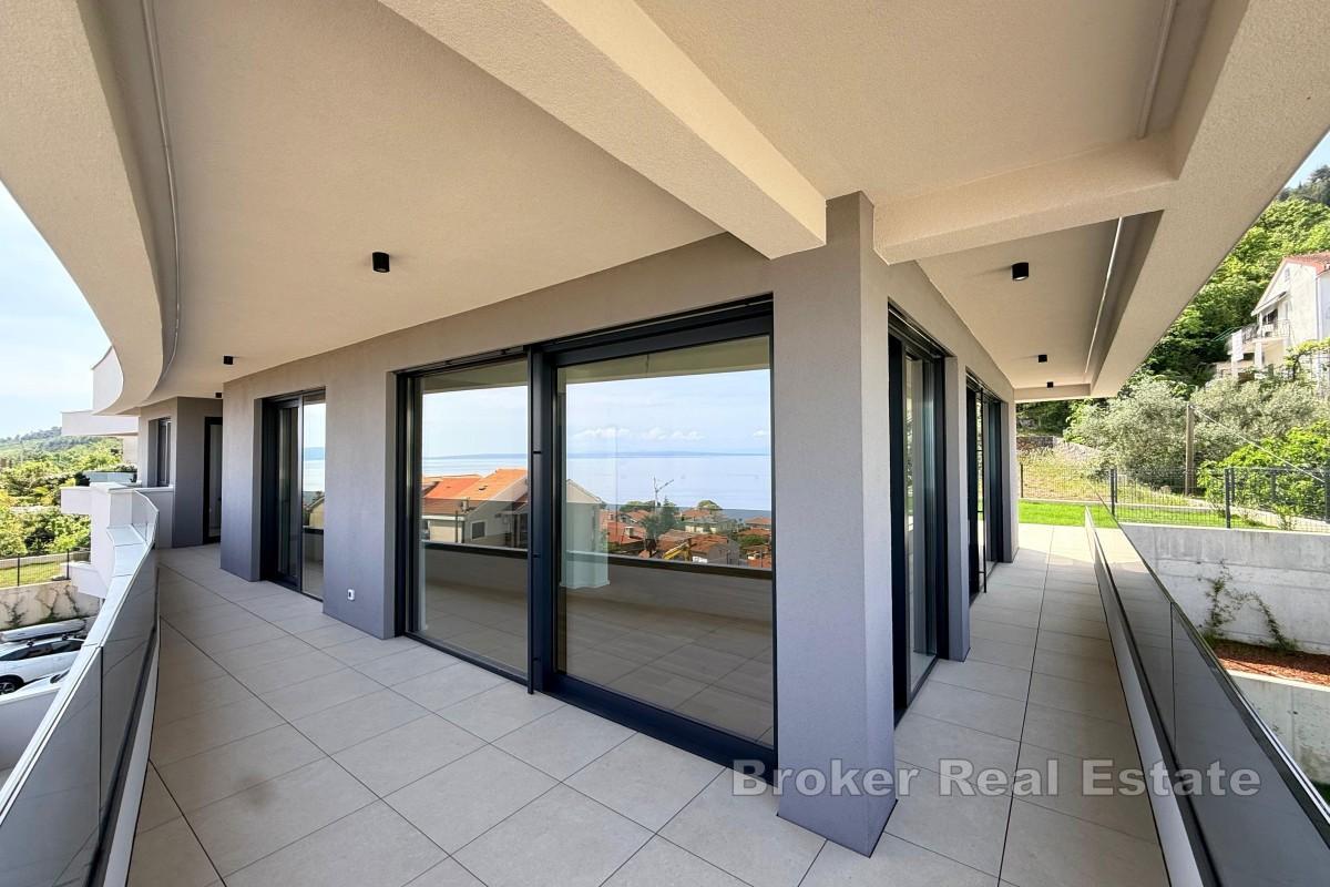 Luxuriöses Penthouse mit Panoramablick aufs Meer