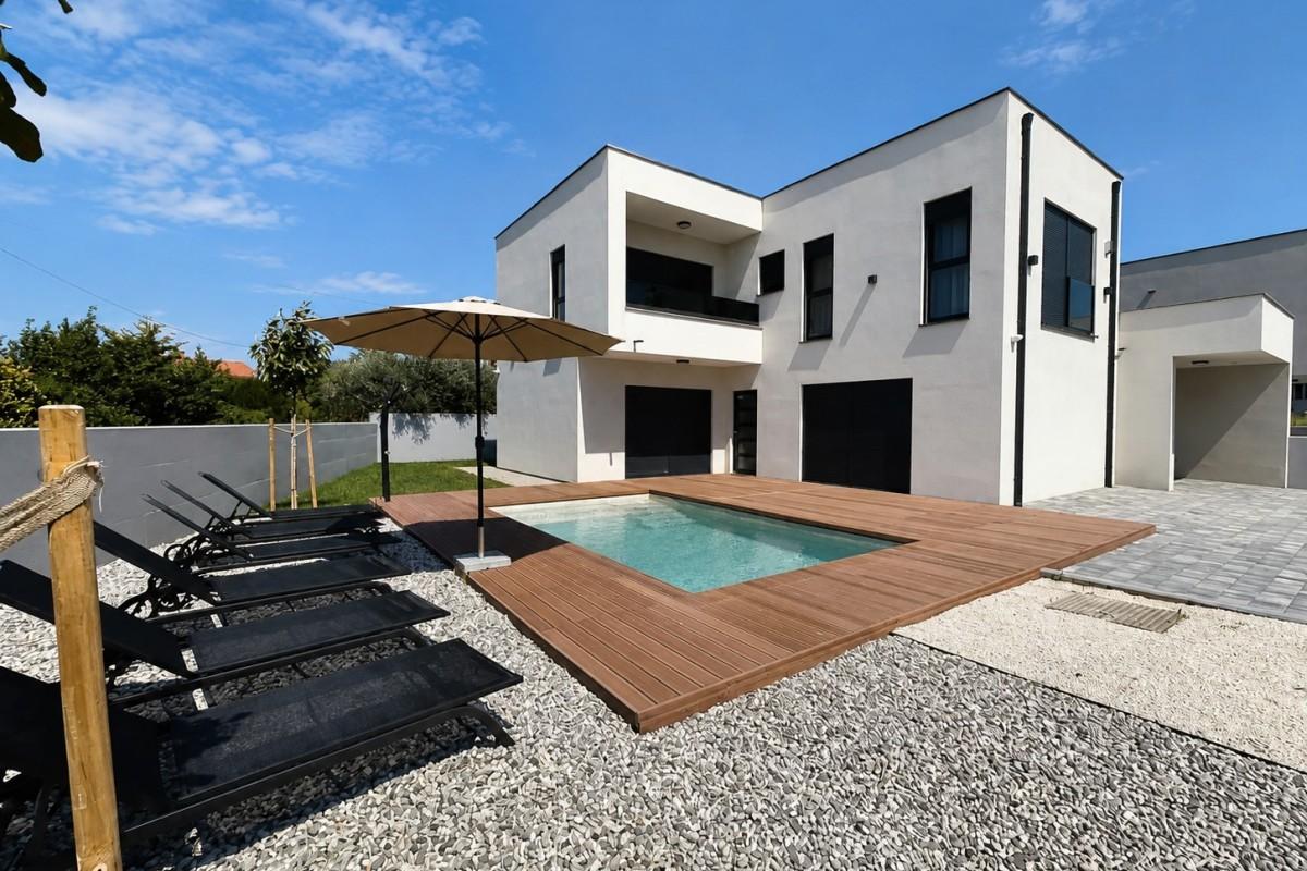 001-1021-75-Medulin-modern-house-with-pool-and-terrace-for-sale