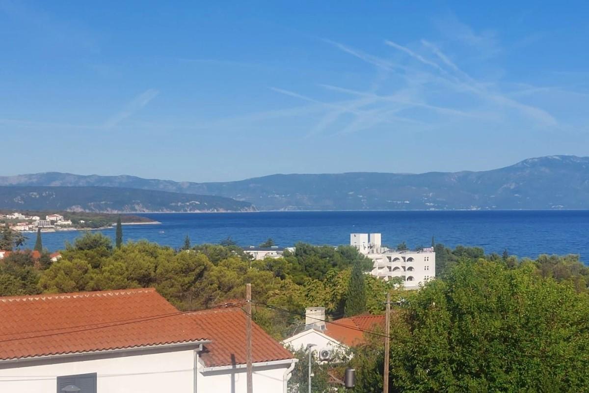 Apartment mit Meerblick und Parkplatz