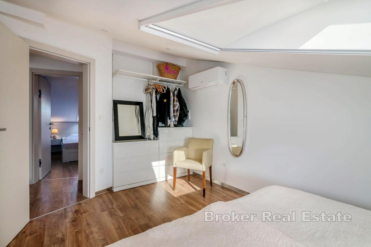 Apartment mit Meerblick und Parkplatz