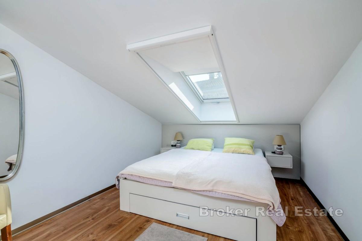 Apartment mit Meerblick und Parkplatz