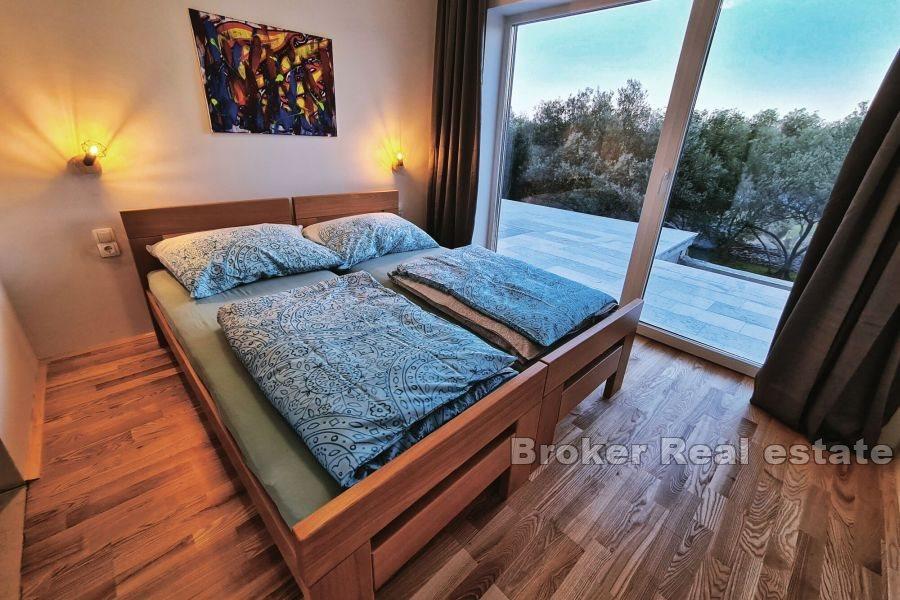 Nowoczesna willa z widokiem na morze