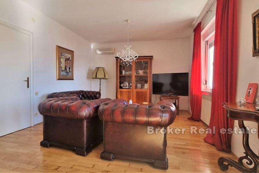 Renovated villa with sea view