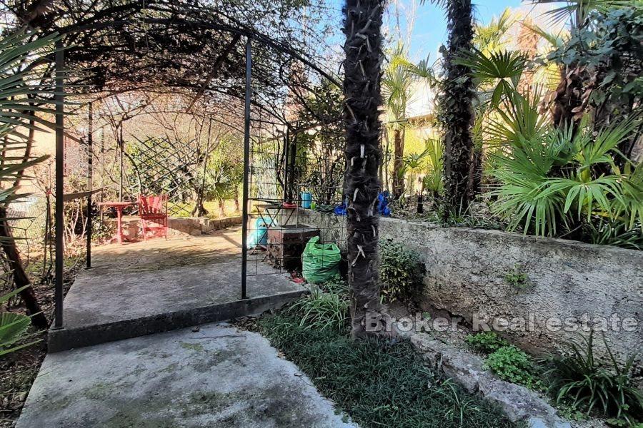 Przestronny apartament z widokiem na morze