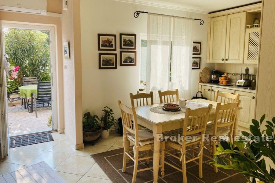 Detached house in a quiet location