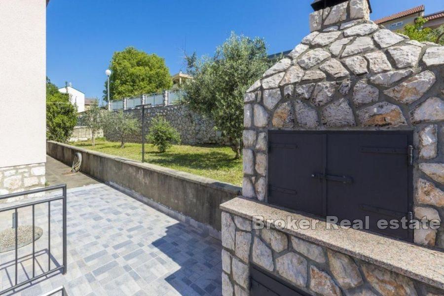 Detached house in a quiet location