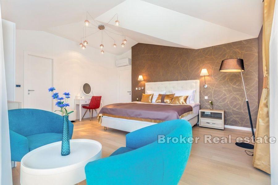 Vackert hus med pool