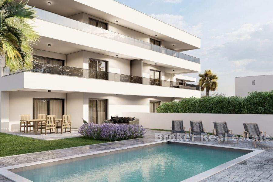 Moderní apartmány v nové budově s výhledem na moře