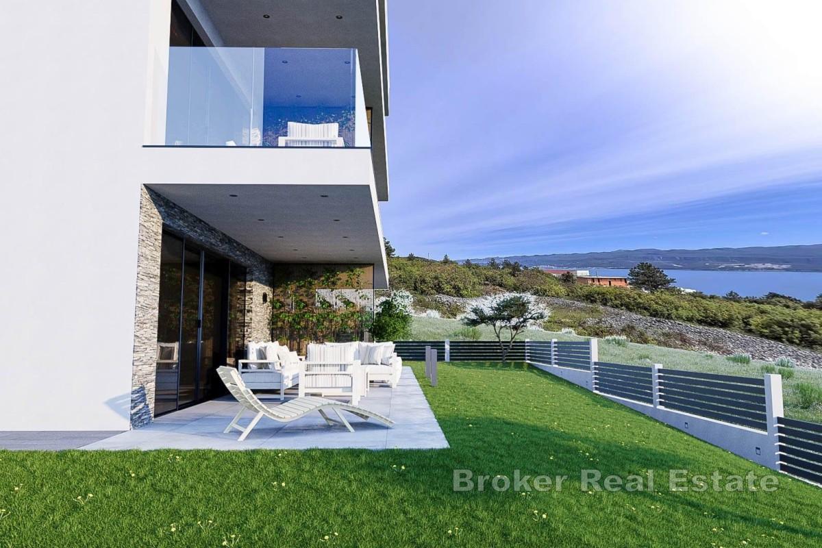 Appartamento con vista mare, piscina e monolocale aggiuntivo