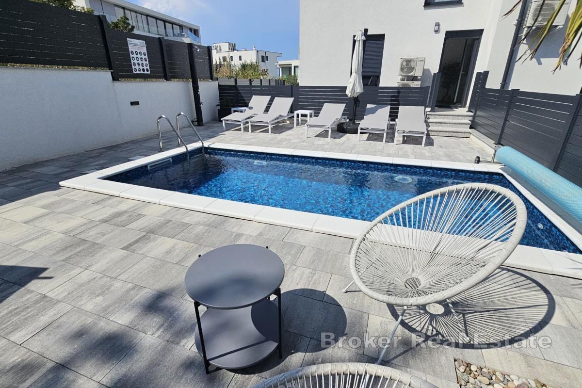 Luxusní apartmán s bazénem