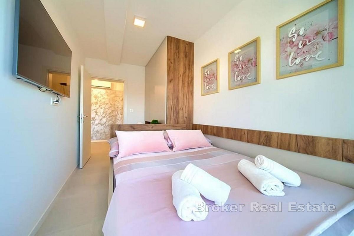 Nowoczesny apartament typu duplex z basenem