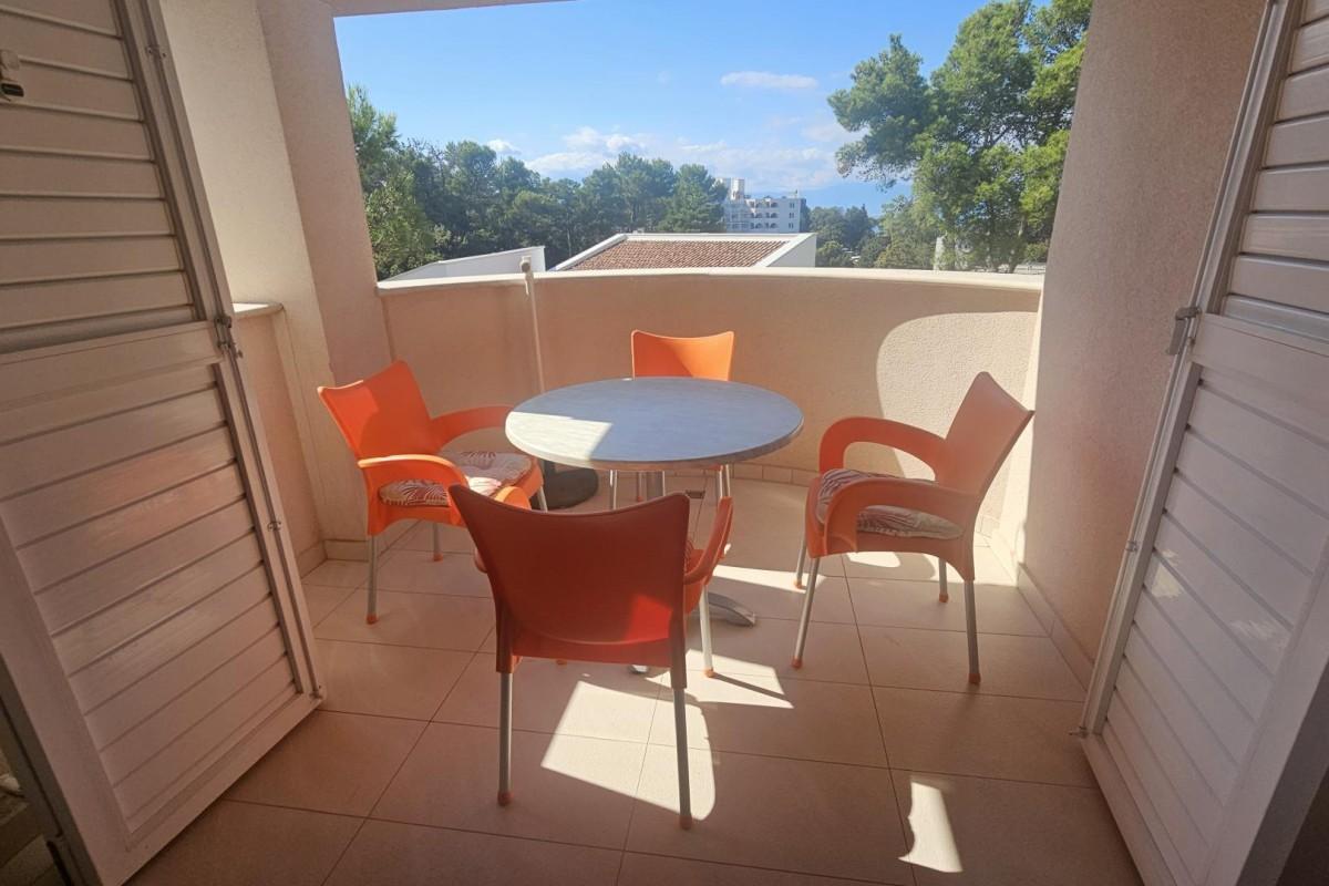 001-1023-46-Krk-Penthouse-apartmant-near-the-beach-for-sale