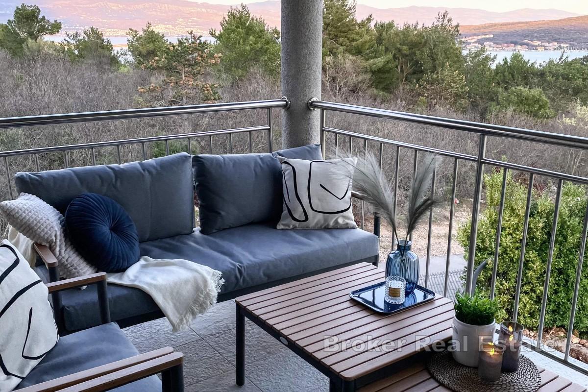 Appartement deux chambres avec vue mer