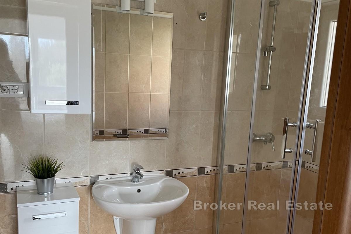 Appartement deux chambres avec vue mer