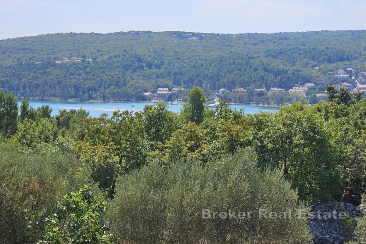 Appartamento con due camere da letto in un nuovo edificio vicino al mare