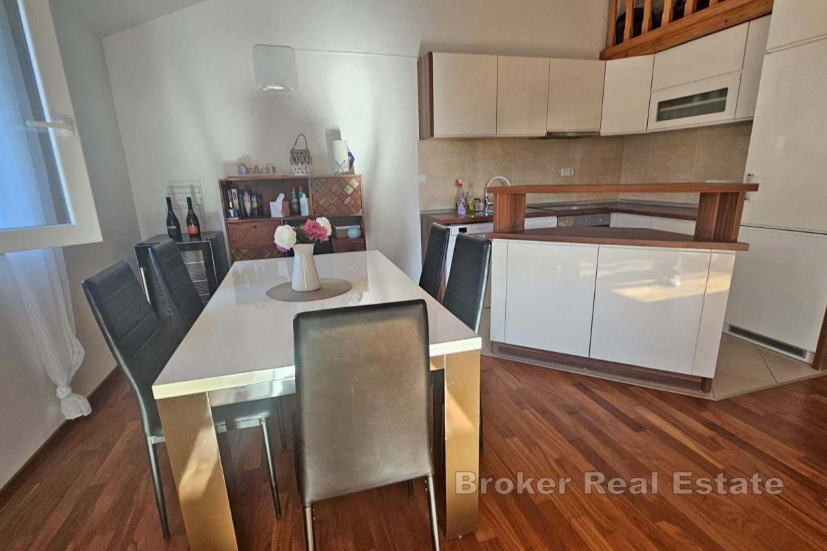 Leilighet med havutsikt i et rolig område