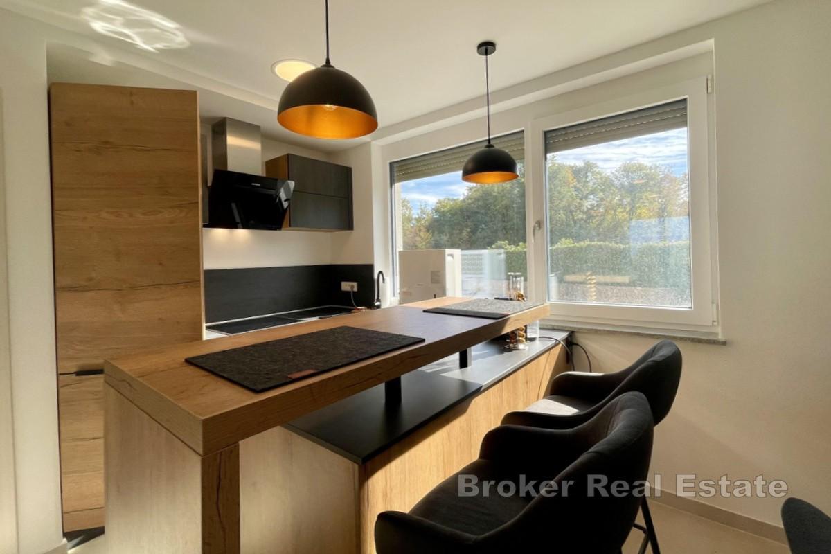 Moderne Wohnung mit Meerblick