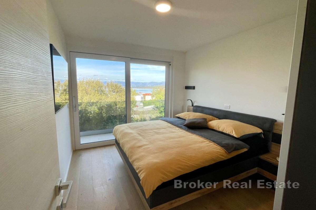 Moderan apartman s pogledom na more