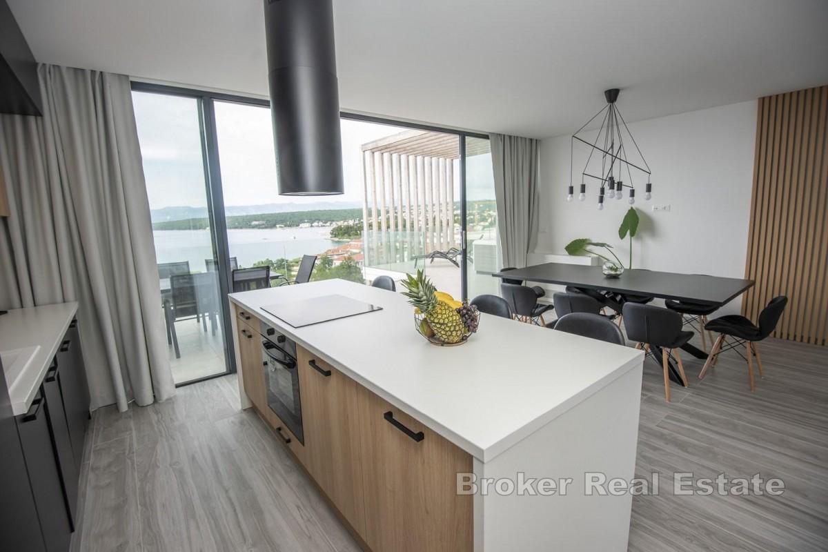 Luksusowy penthouse blisko morza