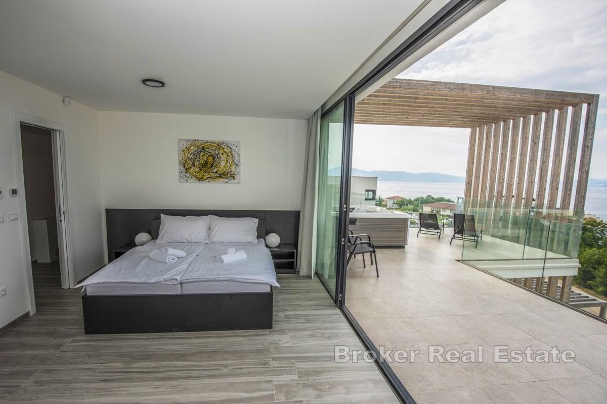 Luksusowy penthouse blisko morza