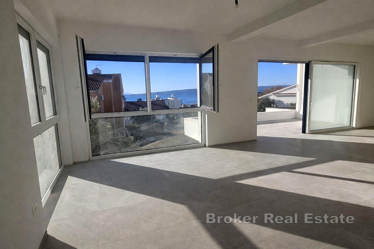 Moderní mezonetový apartmán s výhledem na moře