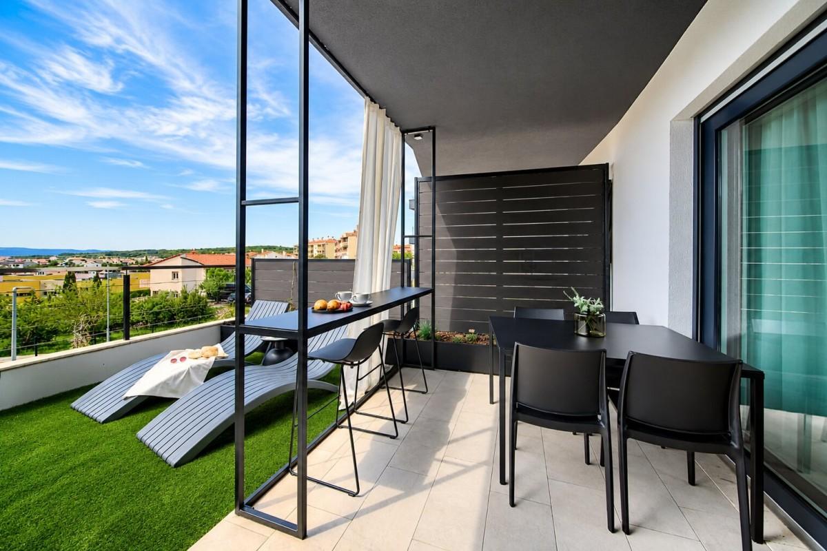 001-1023-70-Krk-modern-apartment-with-sea-view-for-sale