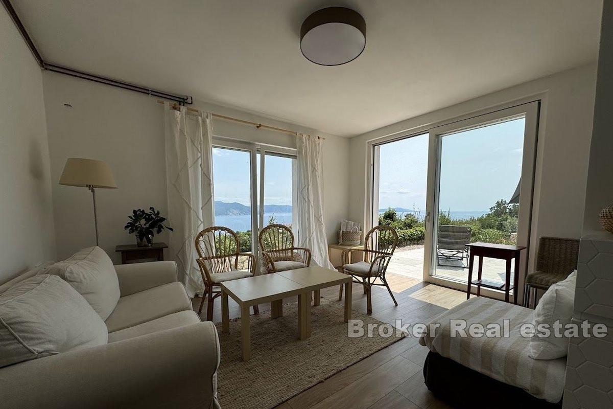 Maison individuelle avec vue panoramique sur la mer