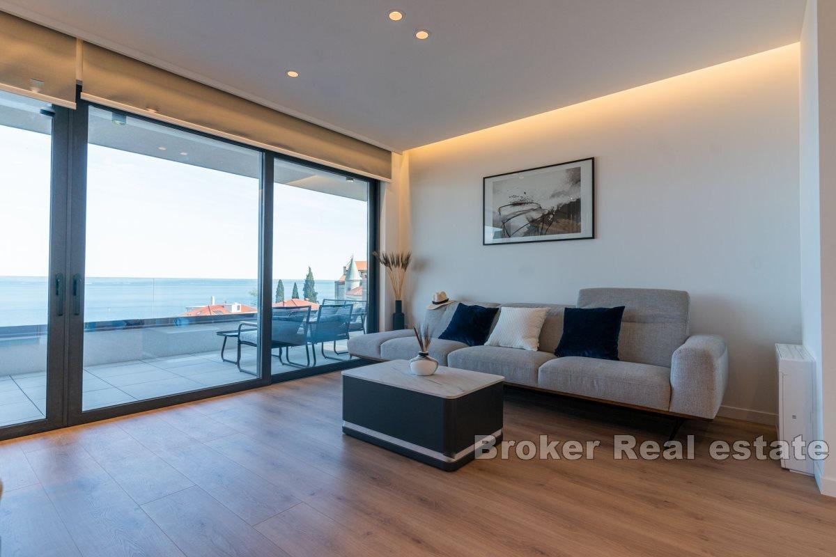 Appartement de luxe exclusif avec vue panoramique sur la mer