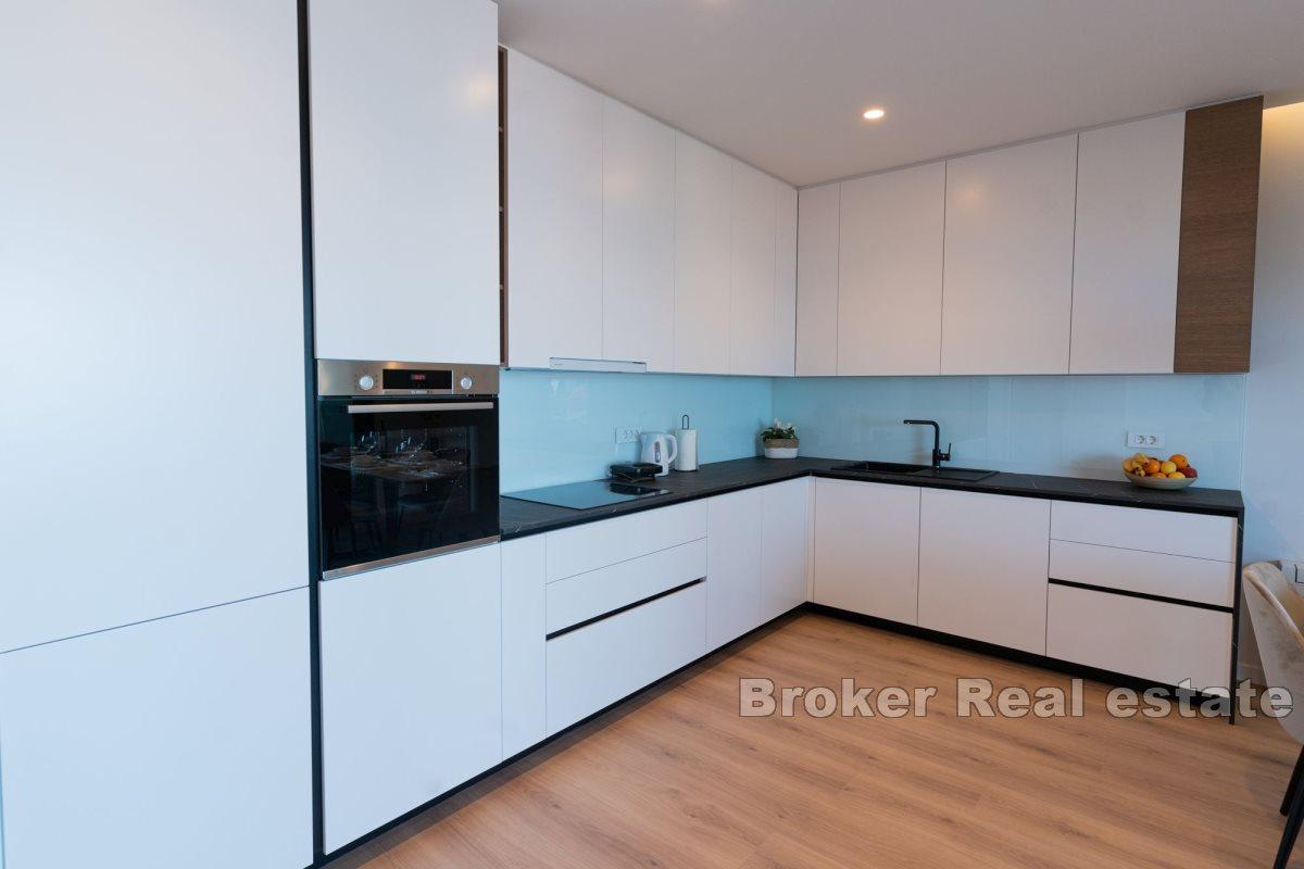 Exkluzivní luxusní apartmán s panoramatickým výhledem na moře