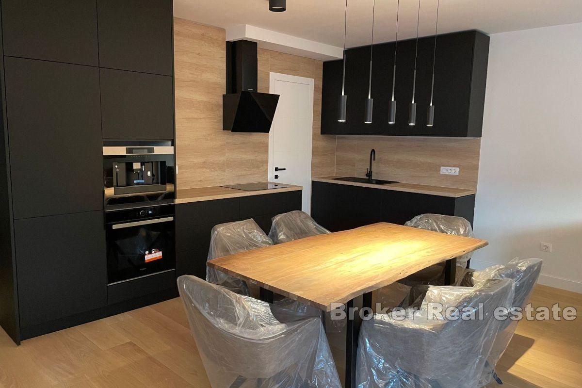 Two-bedroom apartment in a new building with a sea view