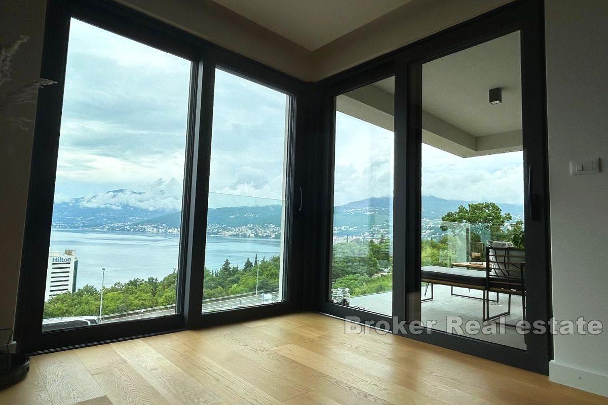 Appartement de deux pièces dans un immeuble neuf avec vue mer