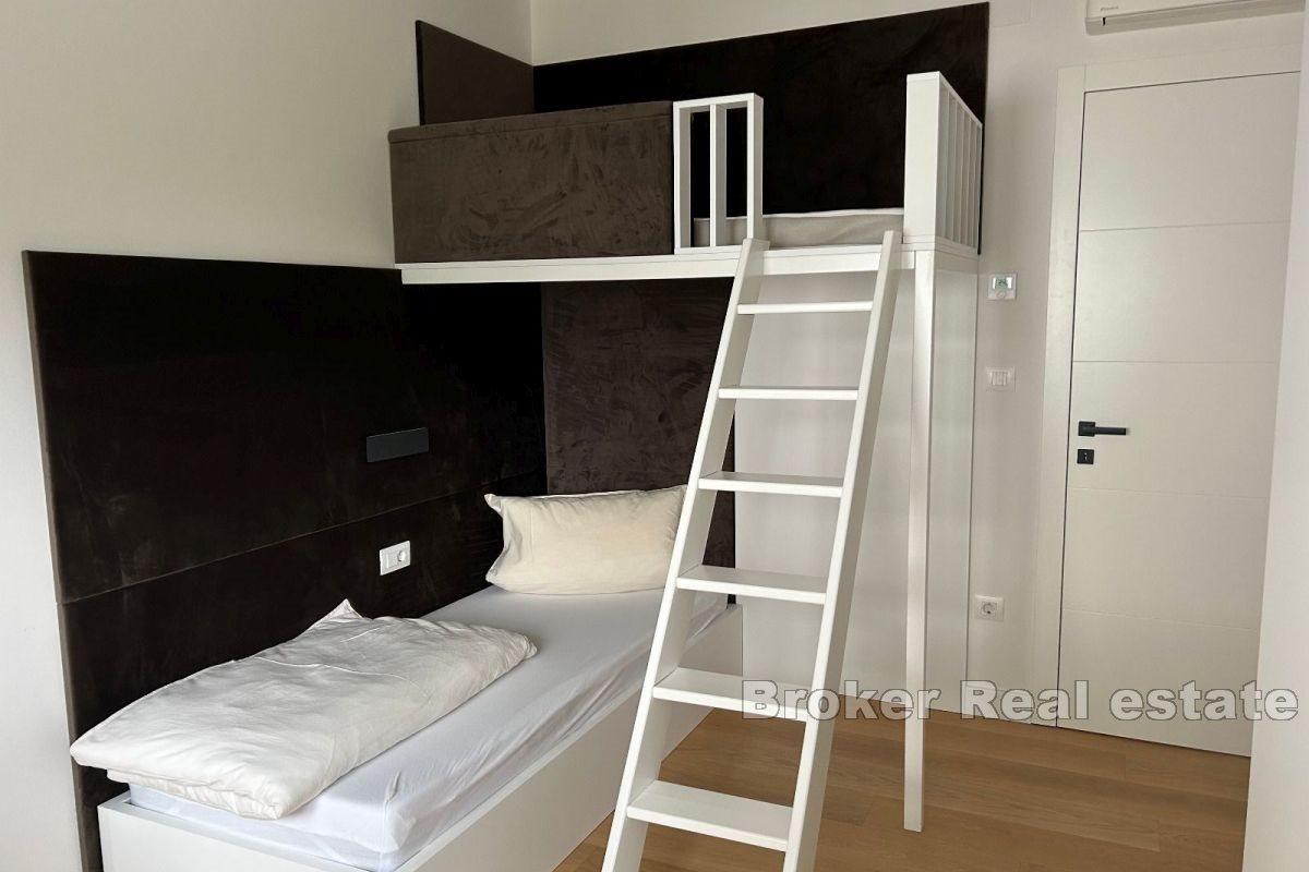 Tvårumslägenhet i nybyggnad med havsutsikt