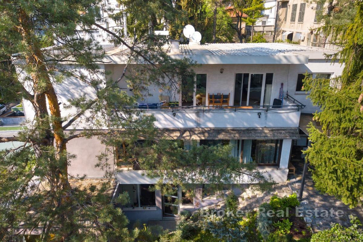 Dom w spokojnej części Zagrzebia, blisko centrum i Ilicy