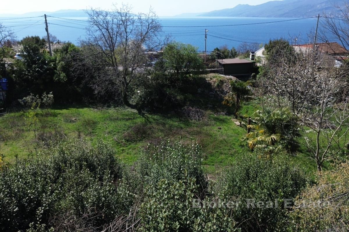 Terreno edificabile con vista mare
