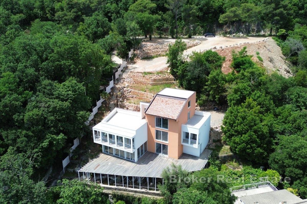 Nowoczesna willa blisko morza