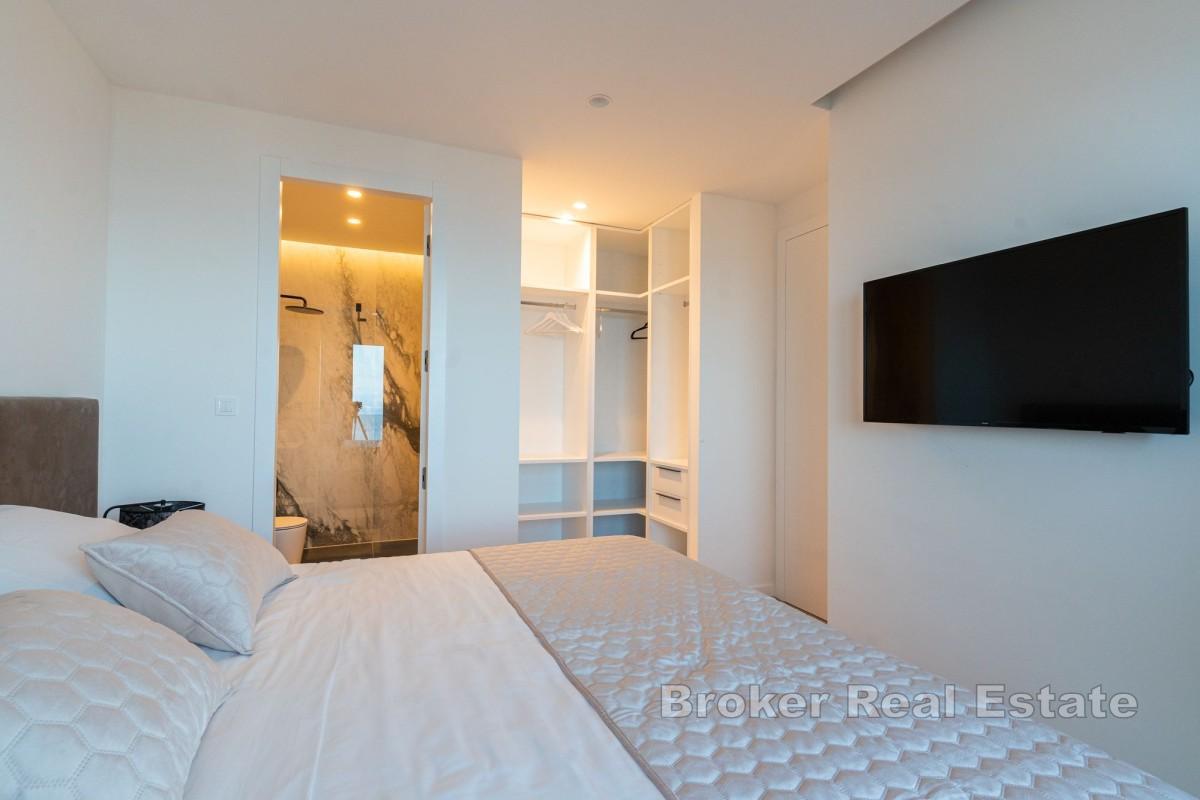 Nowoczesny apartament z widokiem na morze w nowym budynku