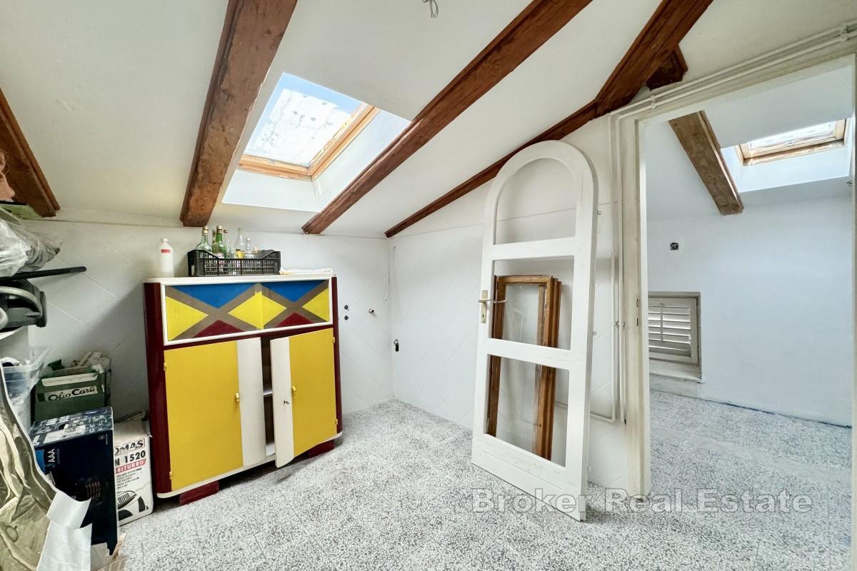 Geräumige Wohnung mit separatem Studio in der Nähe der Strandpromenade