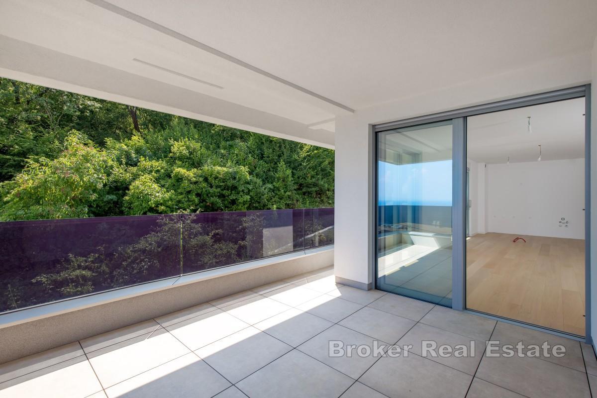 Appartamento di lusso con vista mare