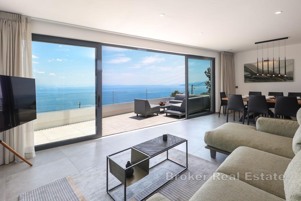 Villa con piscina e vista sul Golfo del Quarnero