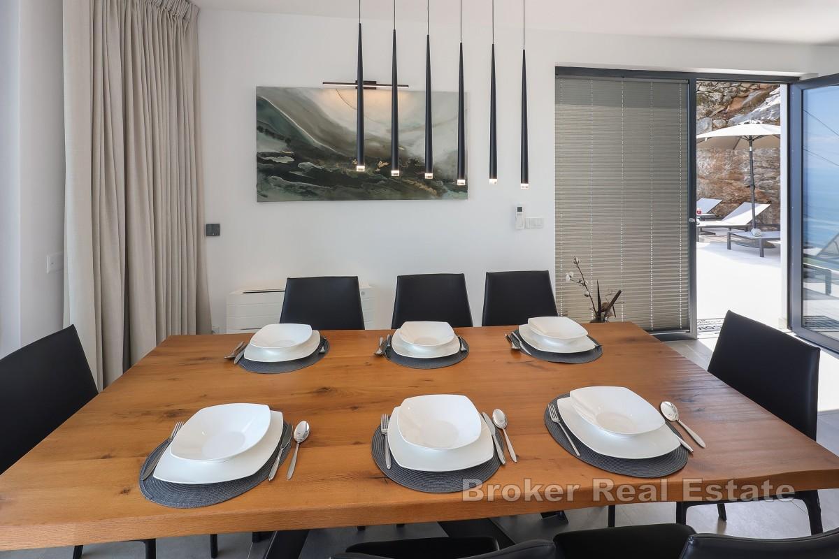 Villa con piscina e vista sul Golfo del Quarnero