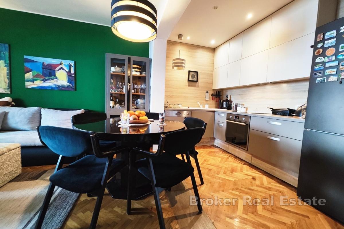 Zwei-Zimmer-Wohnung mit Meerblick