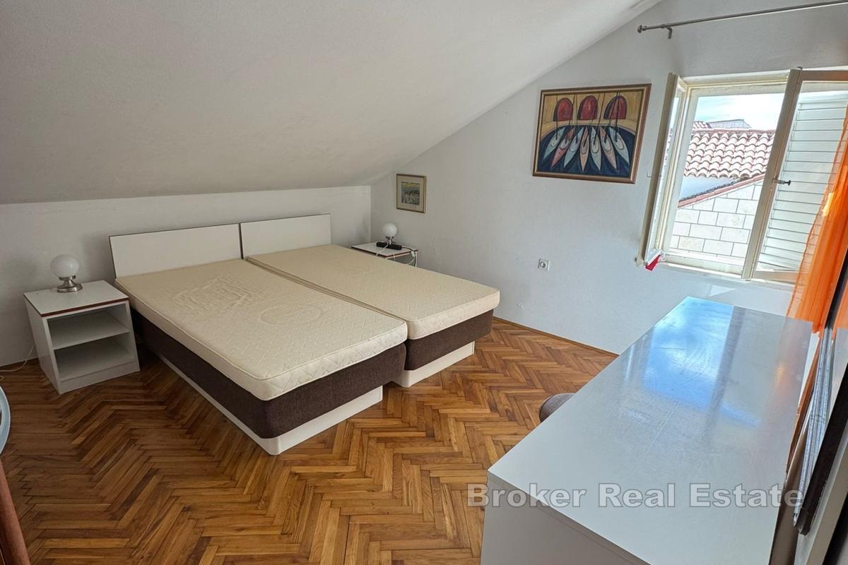 Romslig leilighet i rolig beliggenhet i Lapad