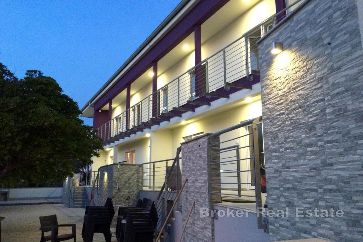 Palazzina in prima fila al mare