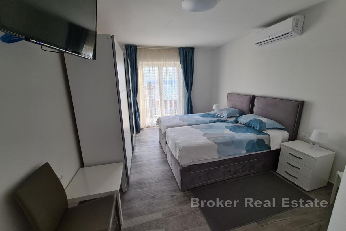 Immeuble avec vue sur la mer