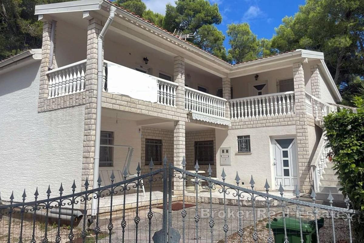 Apartmenthaus in ruhiger Lage