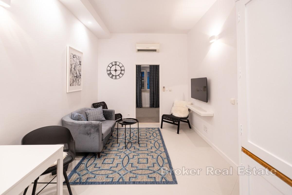 Vila s bazénem v blízkosti moře