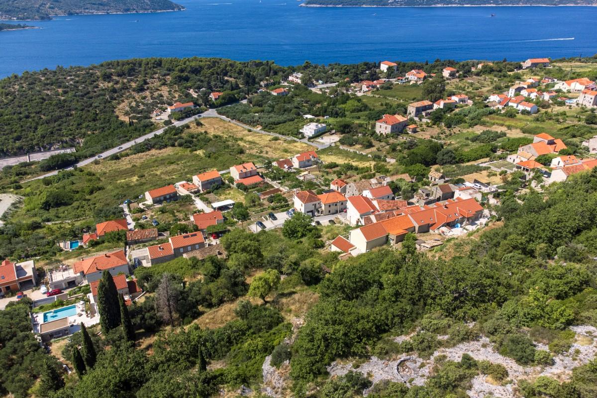 Građevinsko zemljište s idejnim projektom