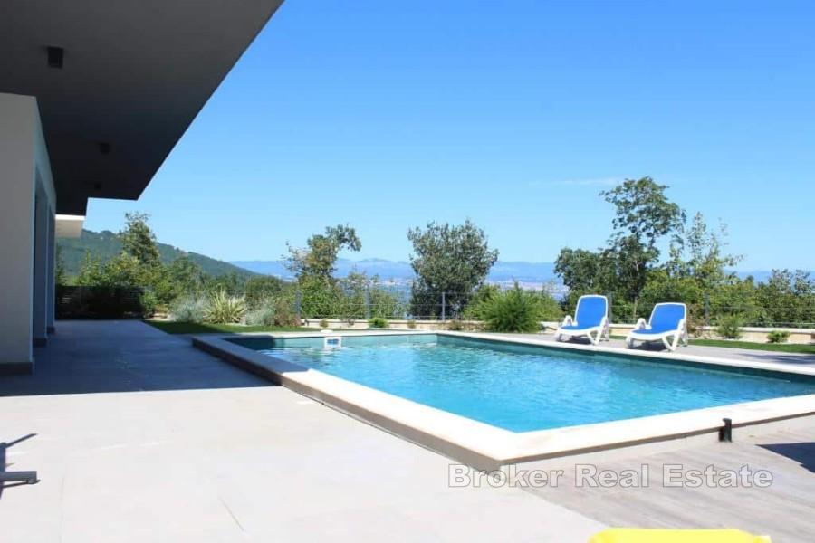 Modern villa med panoramautsikt över havet nära Lovran